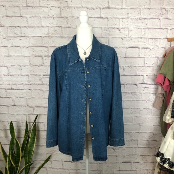 Vintage Karen Scott button down denim shirt - Picture 1 of 6